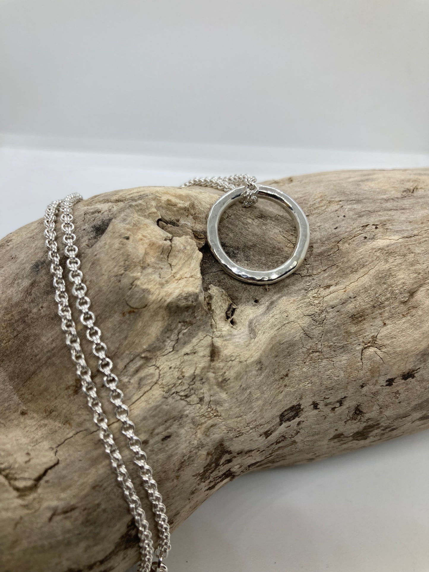Hammered open circle pendant