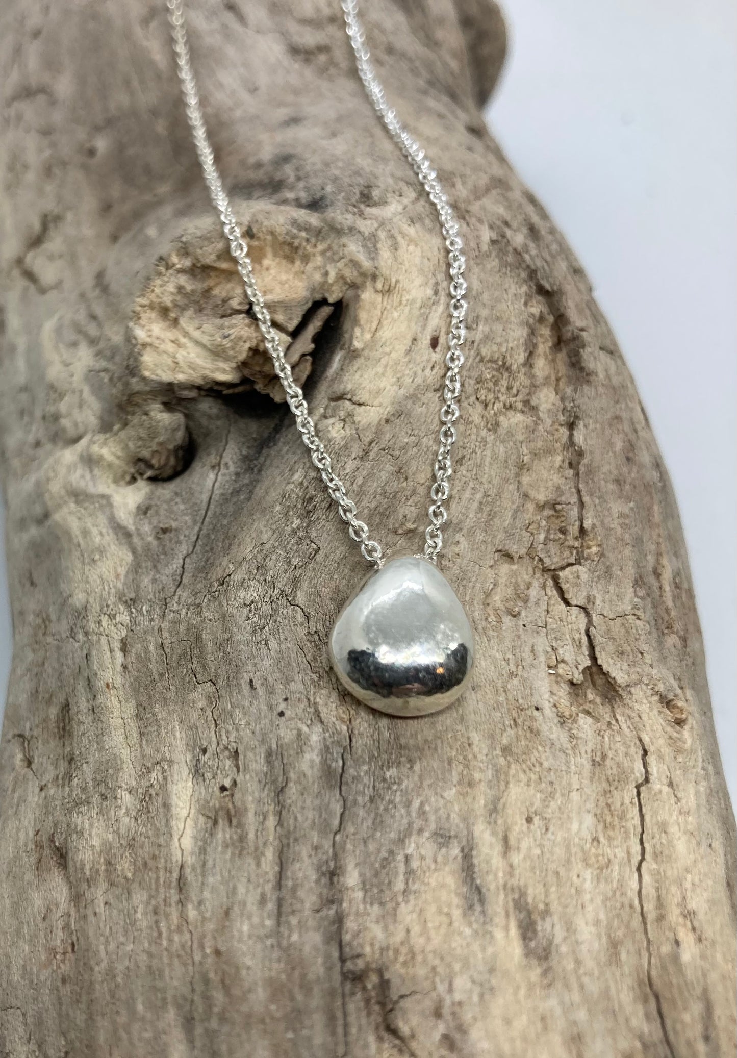 Teardrop sterling silver pendant