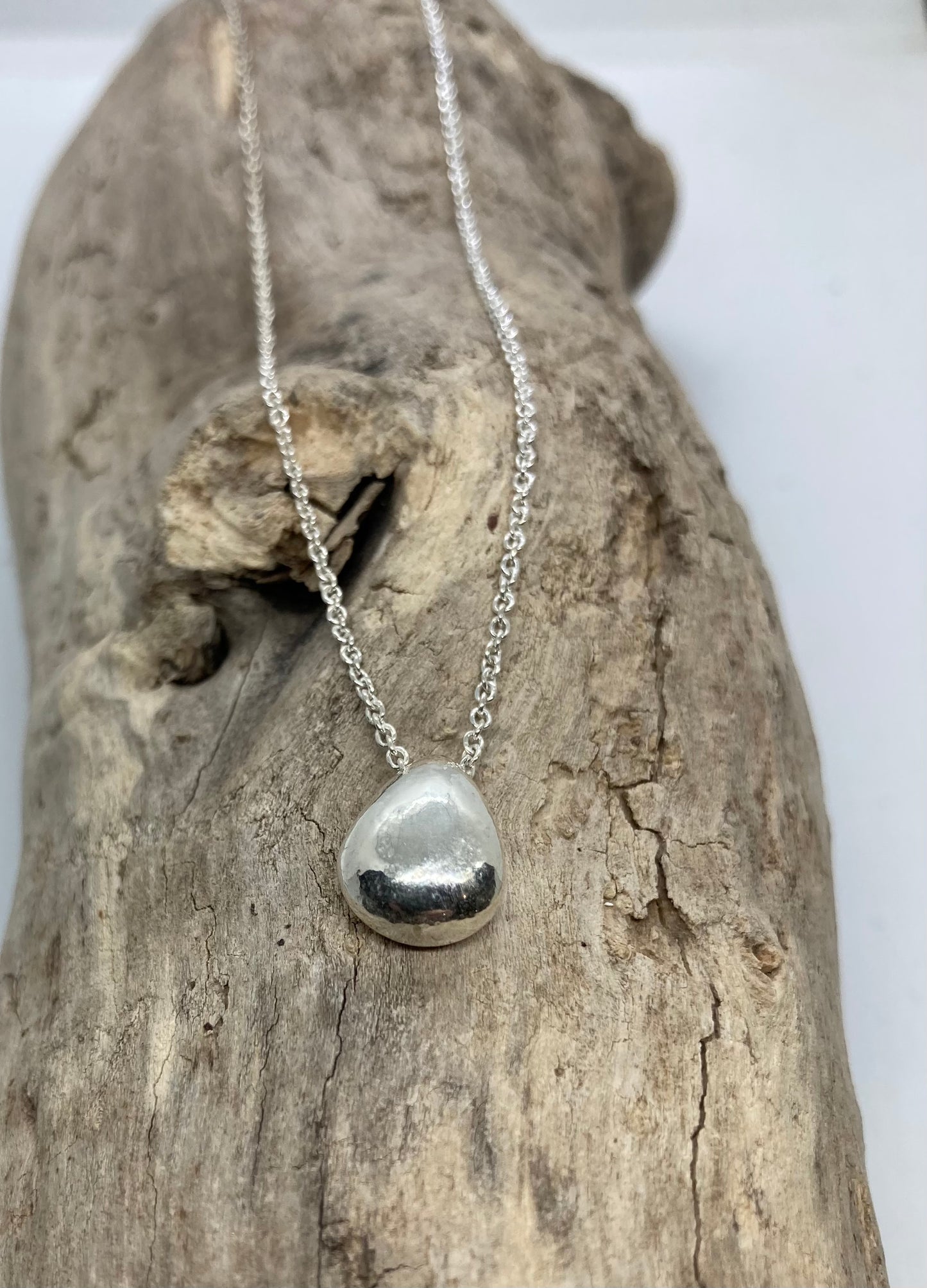 Teardrop sterling silver pendant