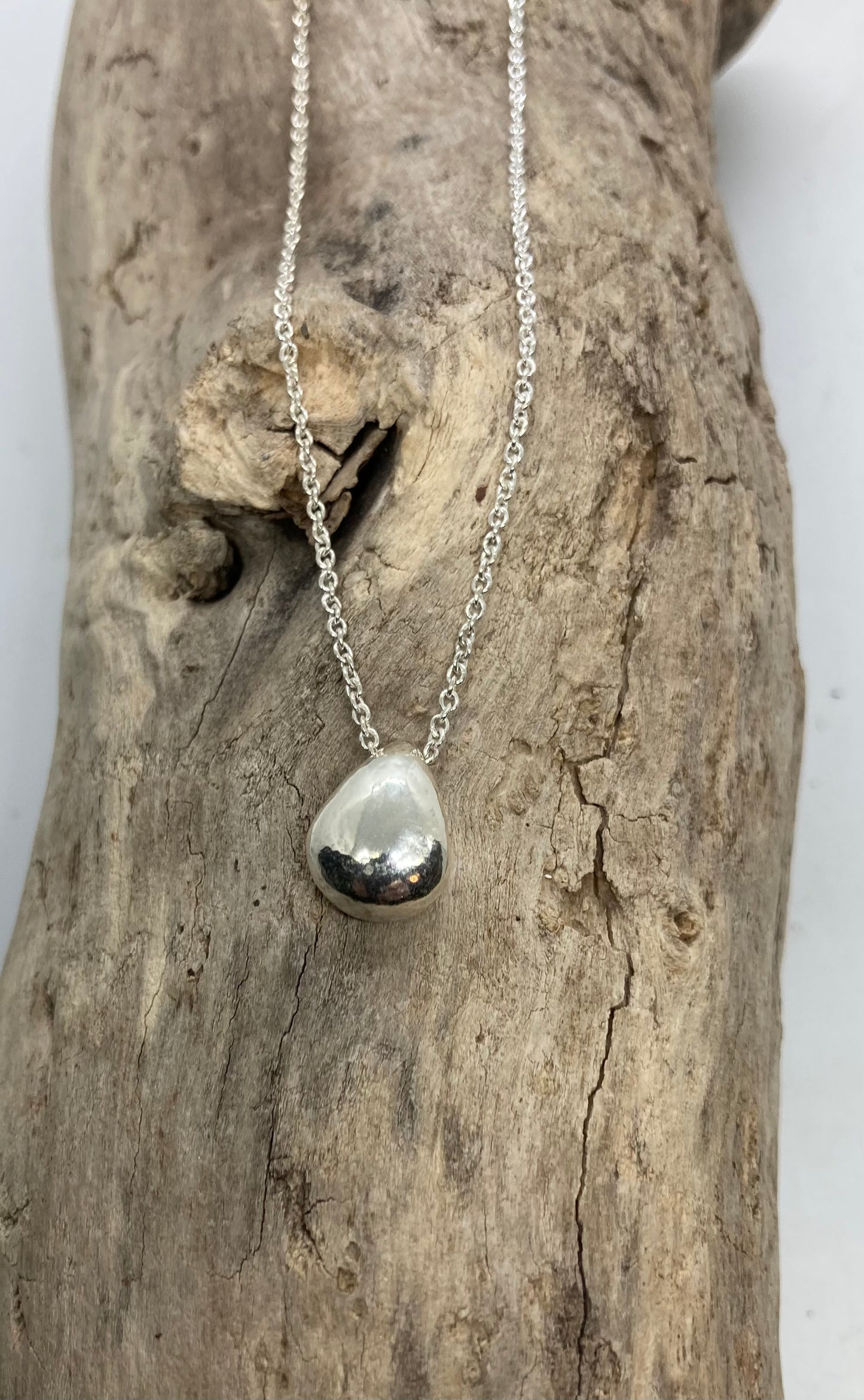 Teardrop sterling silver pendant