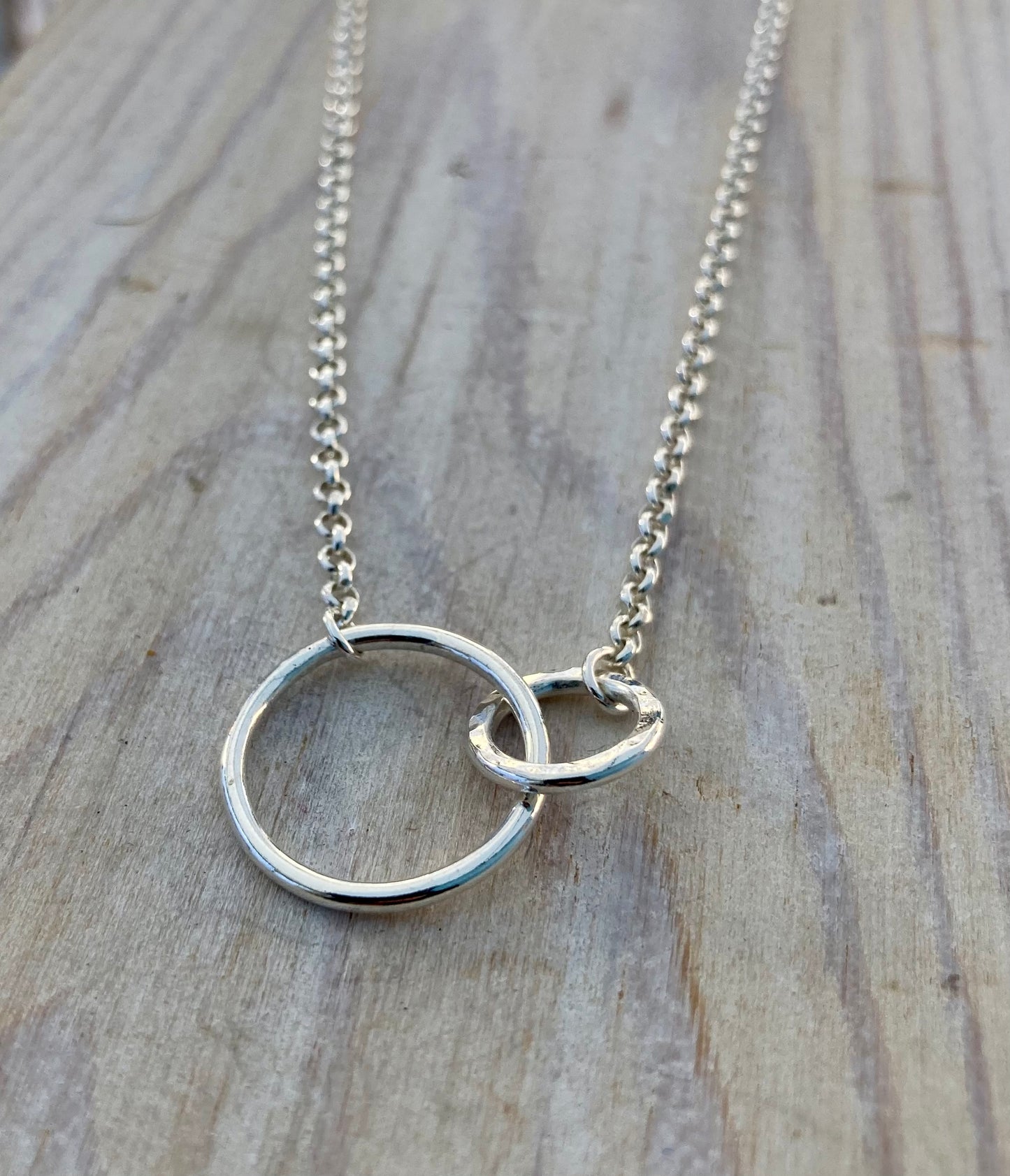 Linked circle pendant