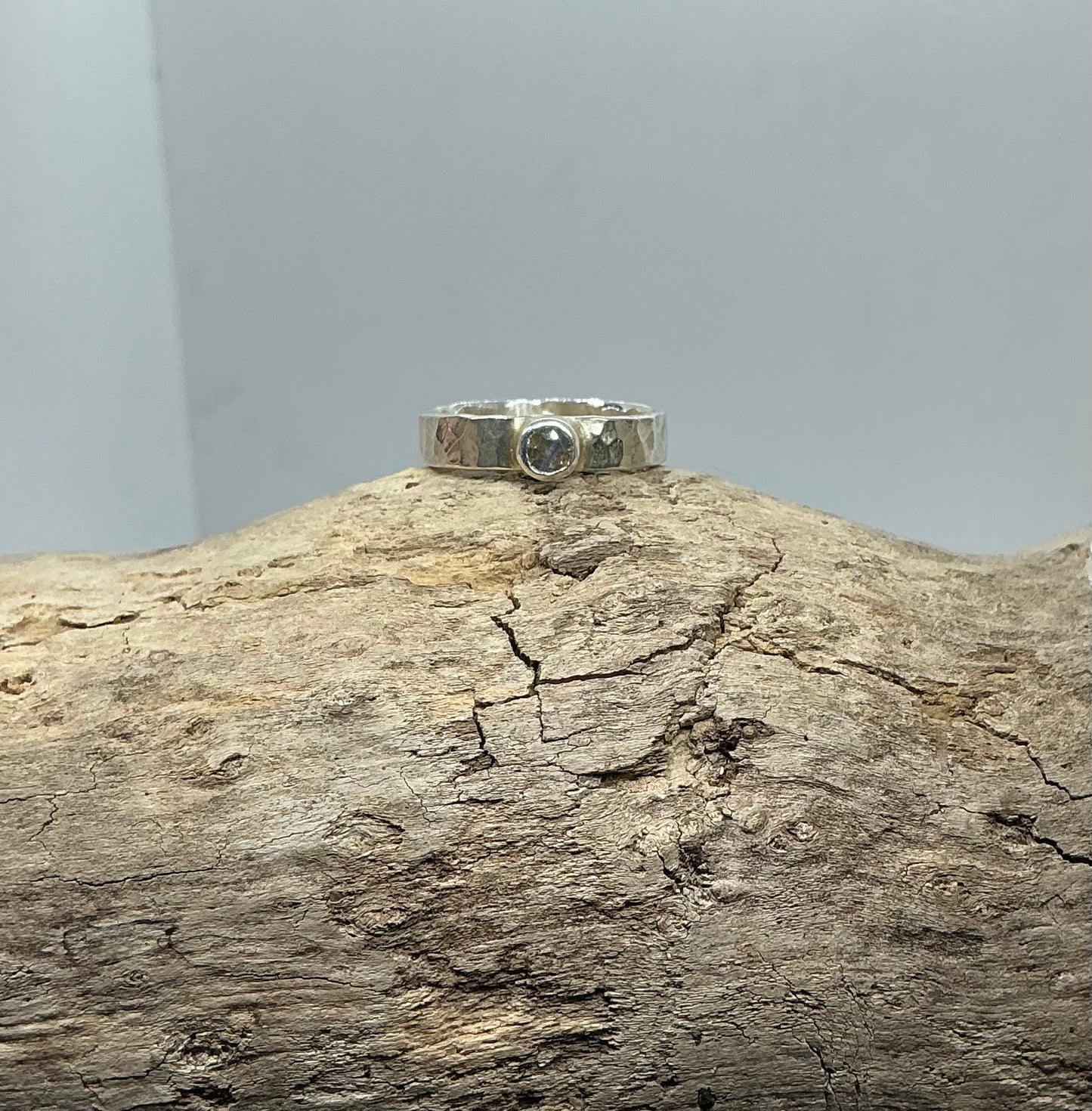 Labradorite hammered band UK size N