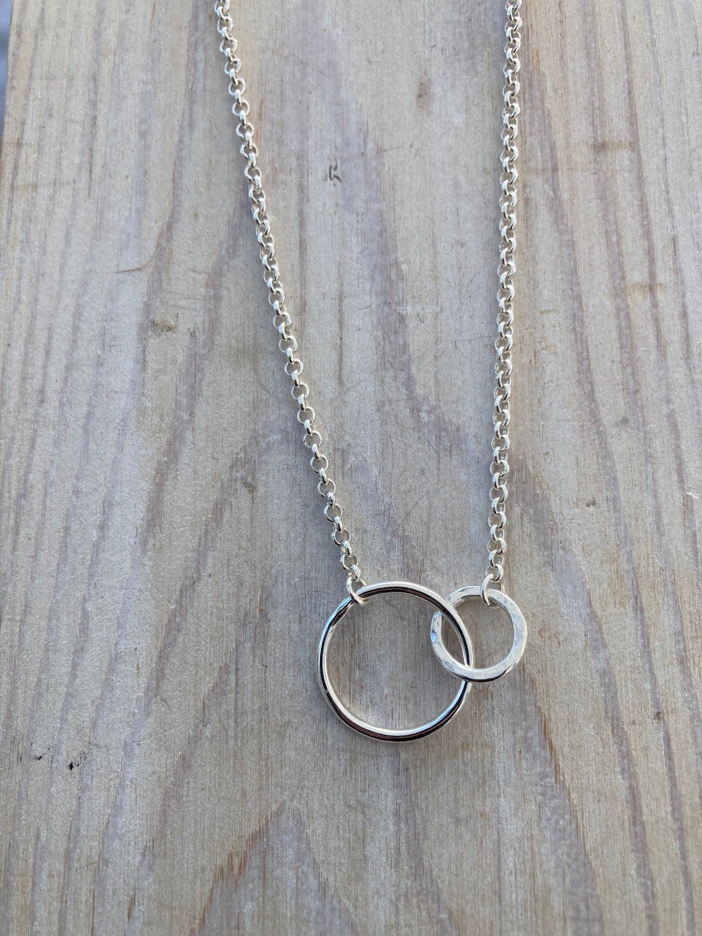 Linked circle pendant