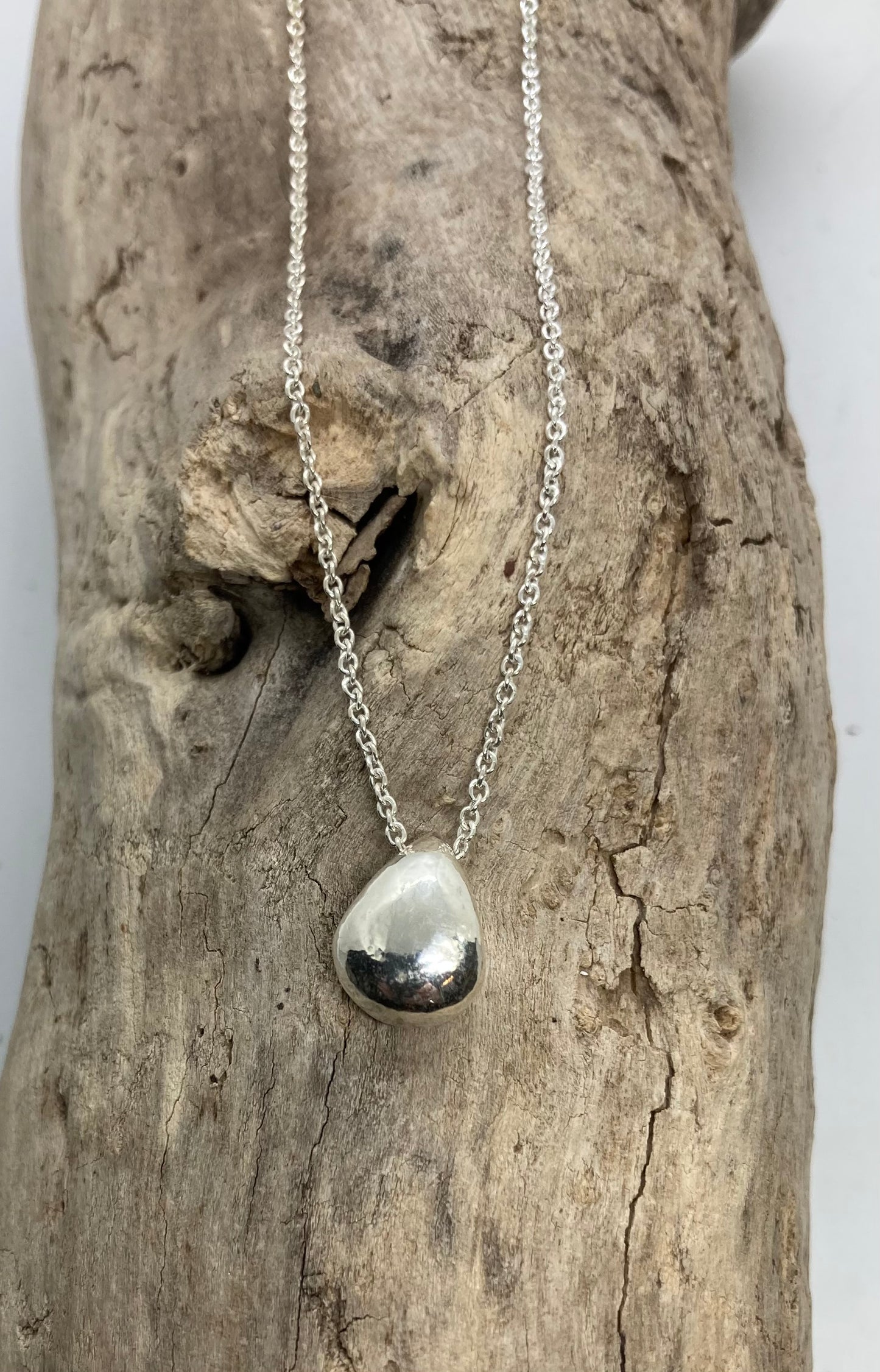 Teardrop sterling silver pendant