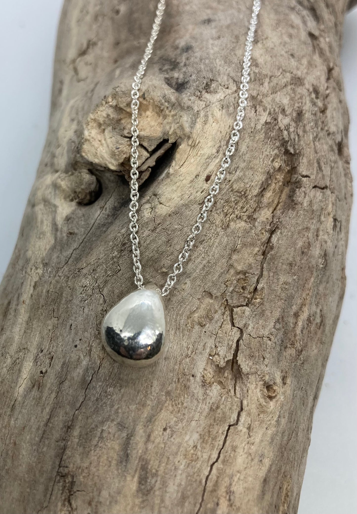 Teardrop sterling silver pendant