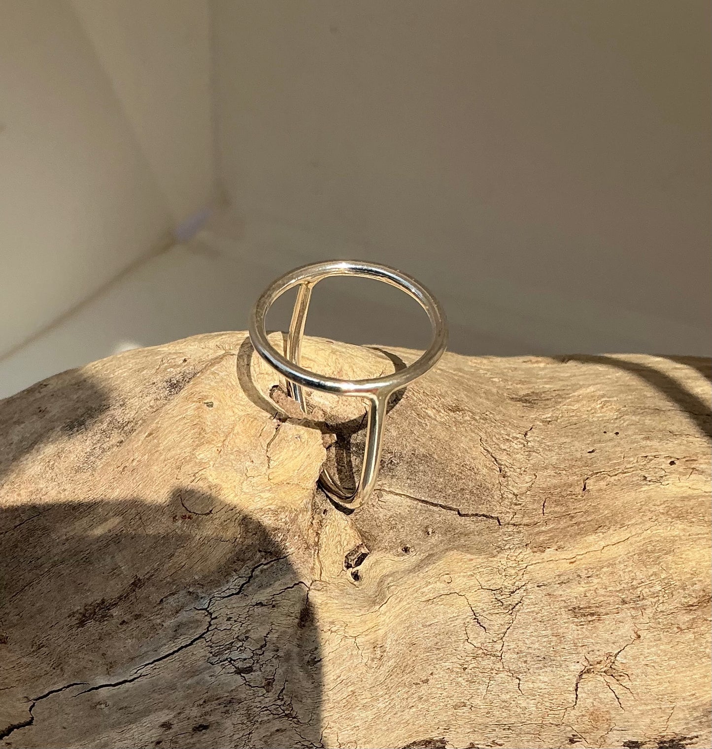 Open circle ring