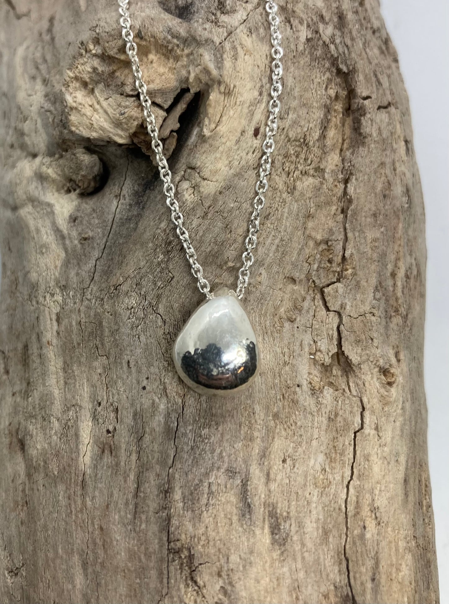 Teardrop sterling silver pendant