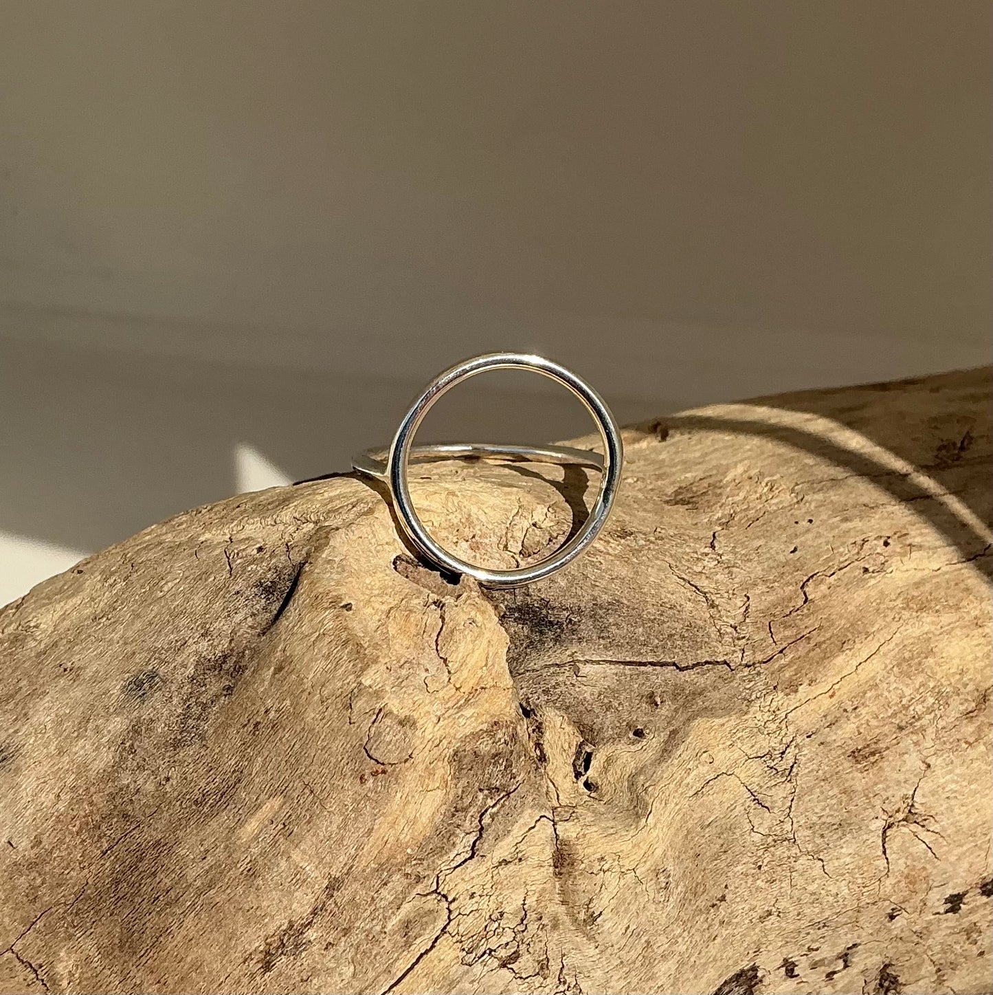 Open circle ring