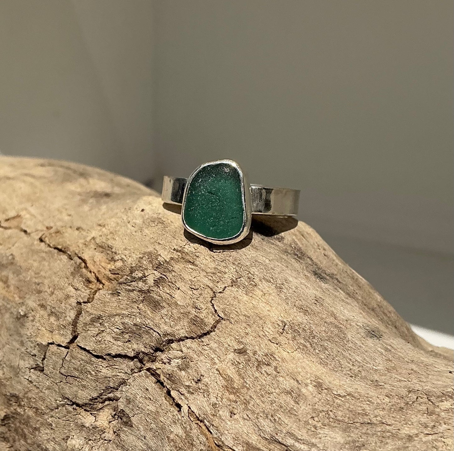 Gorgeous green Greek sea glass ring UK size N
