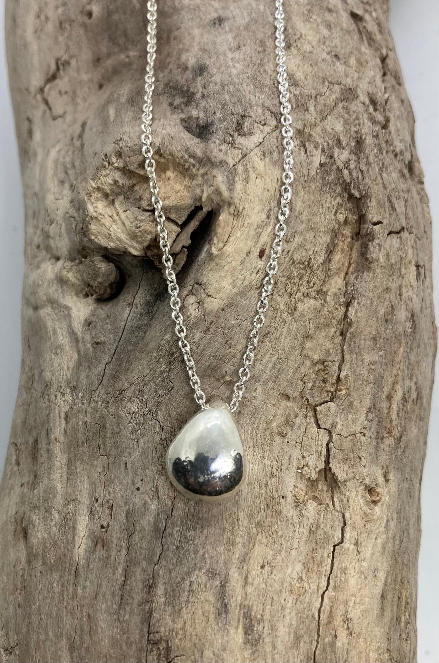 Teardrop sterling silver pendant