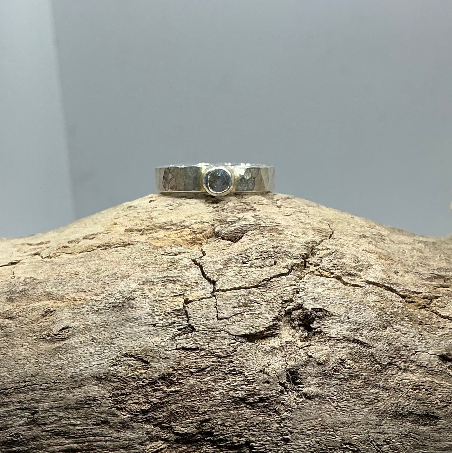 Labradorite hammered band UK size N