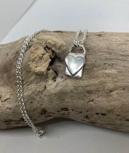 Heart lock pendant