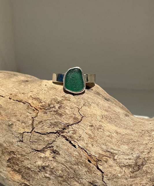 Gorgeous green Greek sea glass ring UK size N