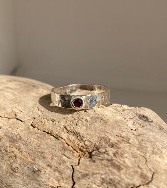 Pink Tourmaline hammered band UK size R