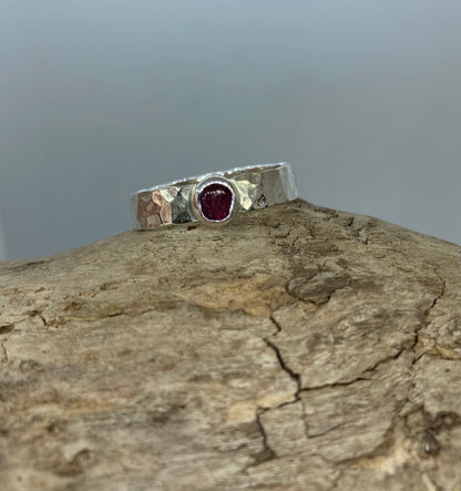 Dimpled Ruby band UK size S