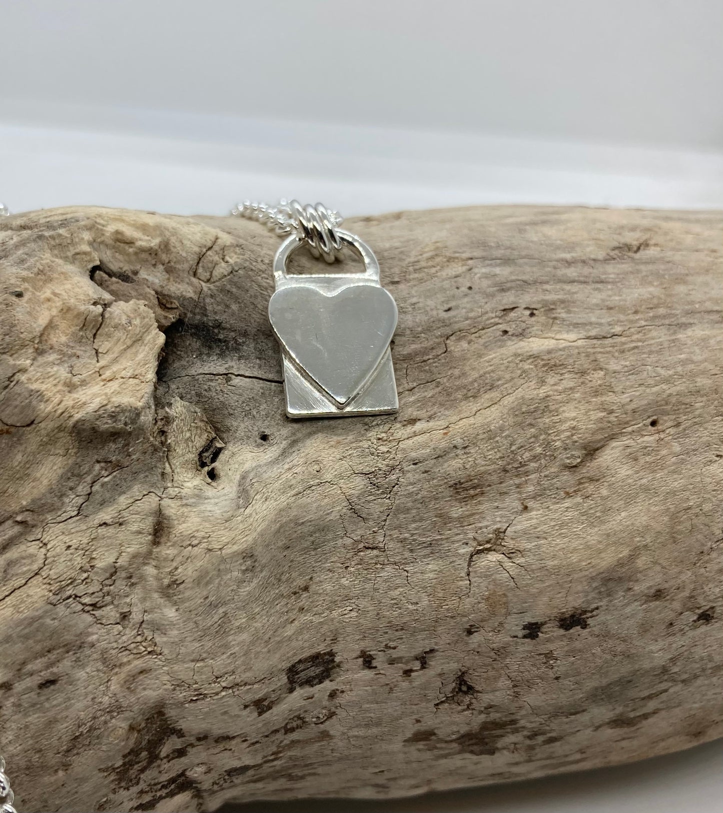 Heart lock pendant