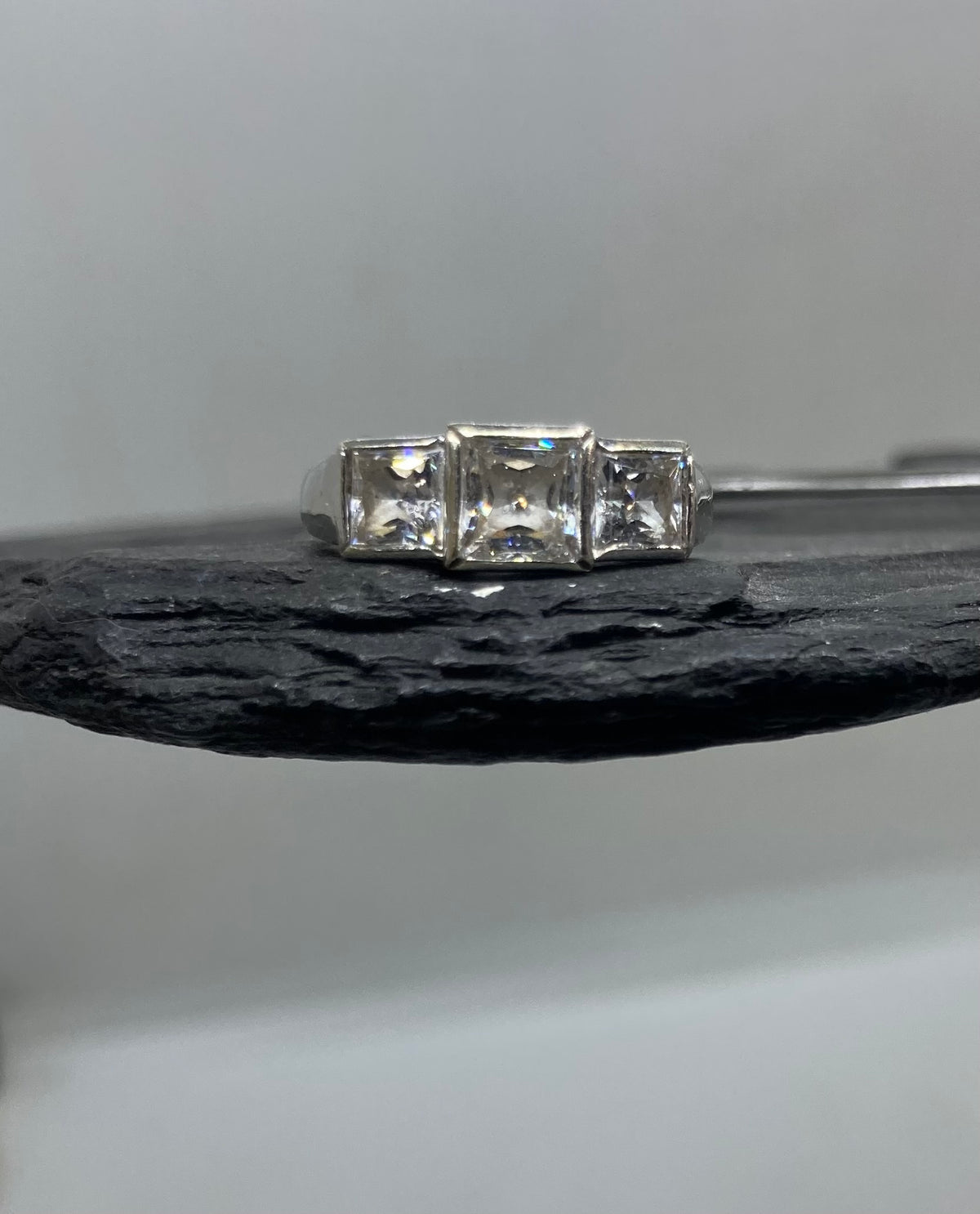 White gold and Cubic Zirconia ring UK size J