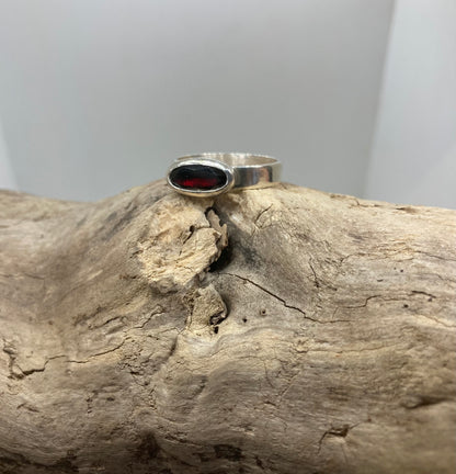 East to West Garnet ring UK size R