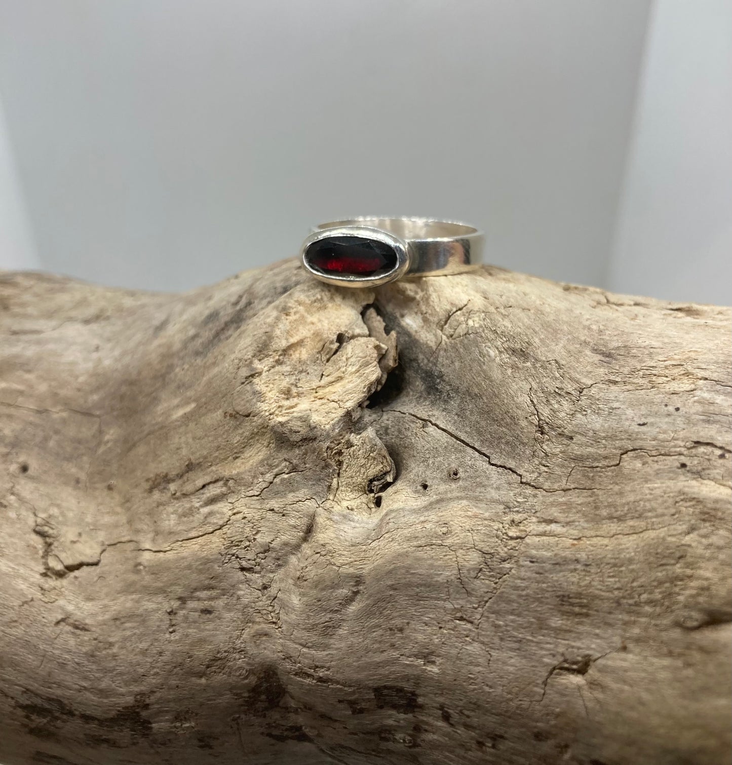 East to West Garnet ring UK size R