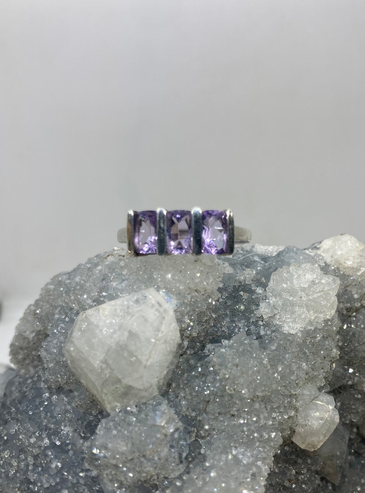 Preloved Amethyst Sterling Silver Ring – UK Size N½