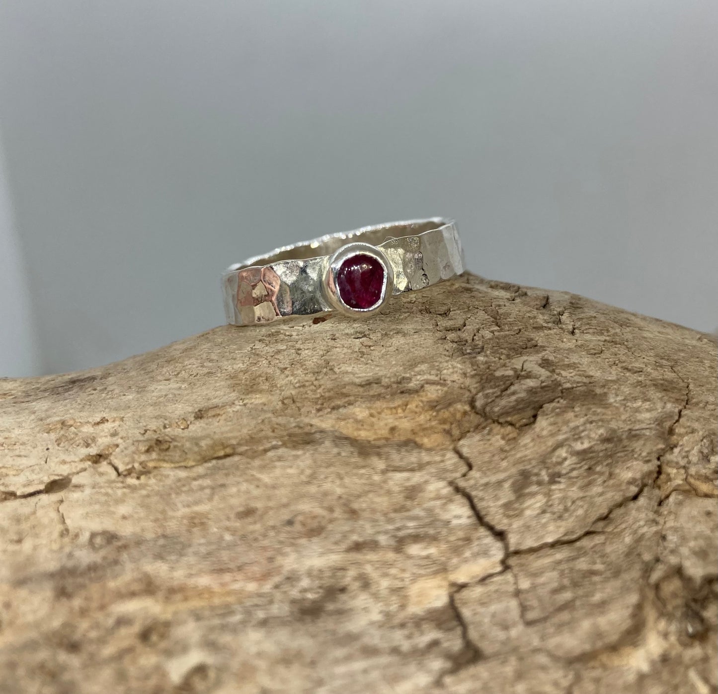 Dimpled Ruby band UK size S
