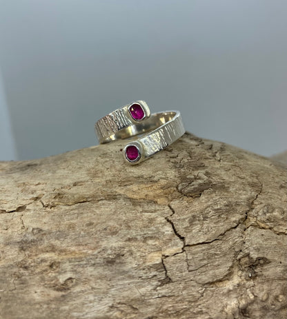 Ruby twist ring UK size O