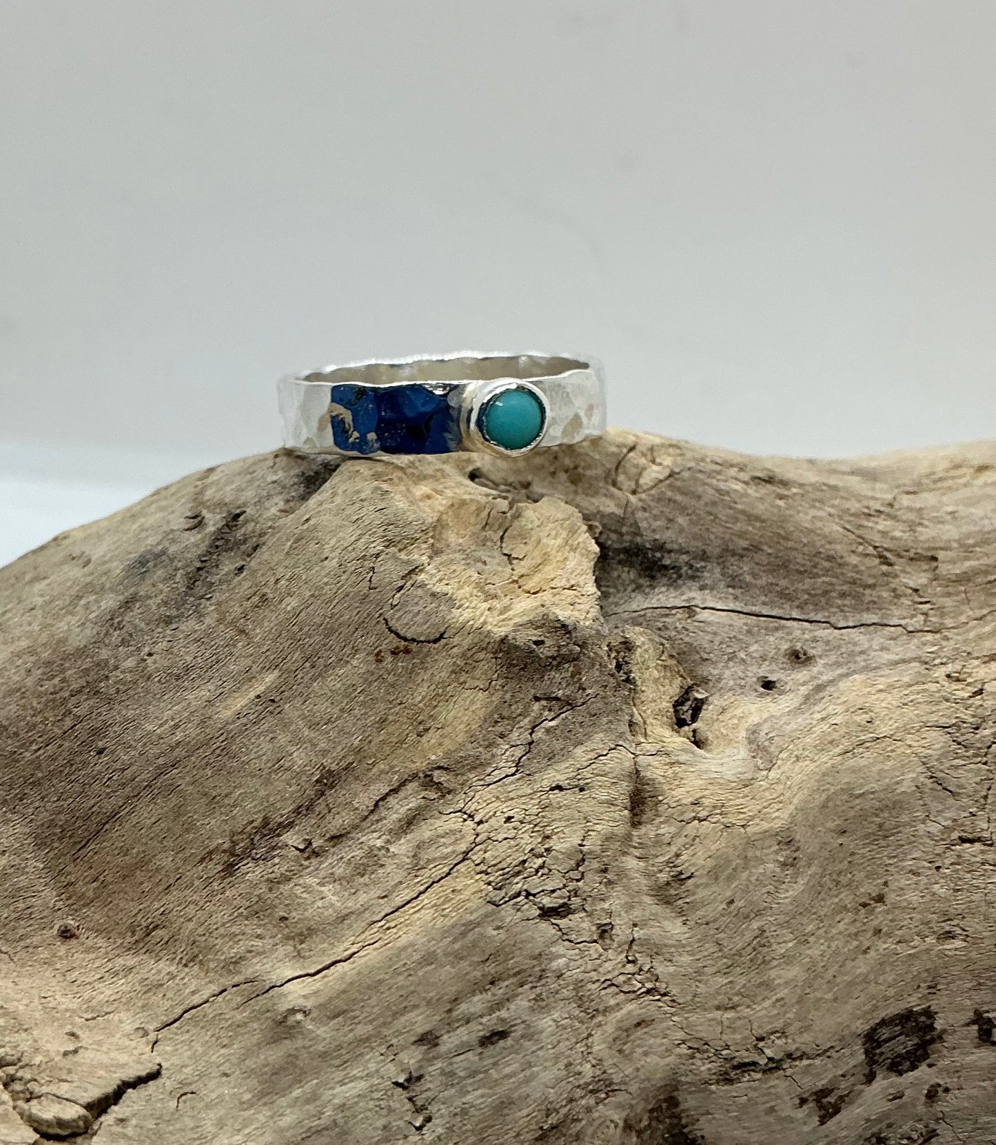 Turquoise hammered ring UK size R