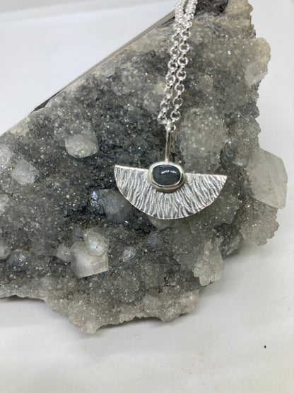 Labradorite sterling silver pendant