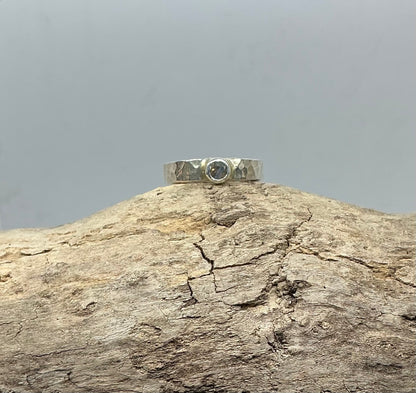 Labradorite hammered band UK size N
