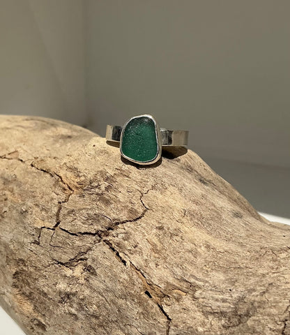 Gorgeous green Greek sea glass ring UK size N