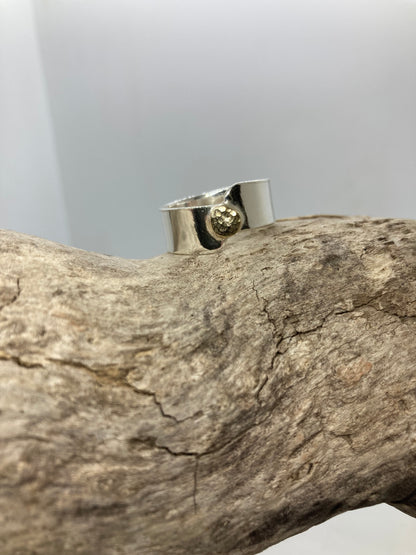 Gold and silver band ring UK size R