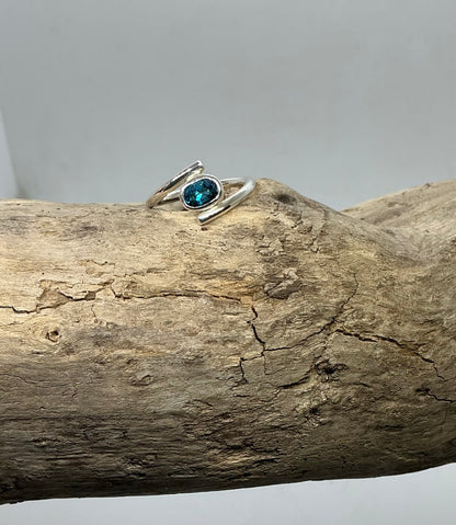 London blue Topaz twist ring UK size M