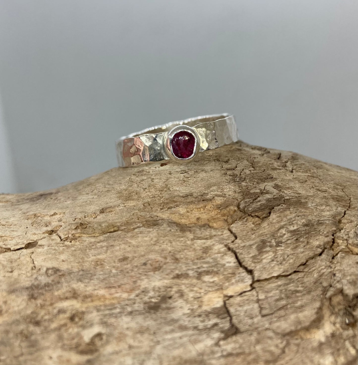 Dimpled Ruby band UK size S