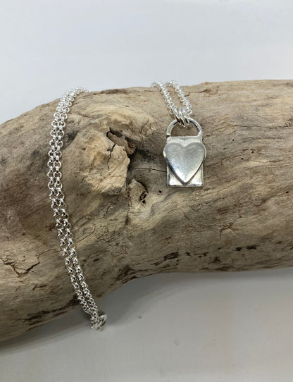 Heart lock pendant