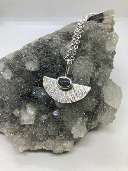 Labradorite sterling silver pendant
