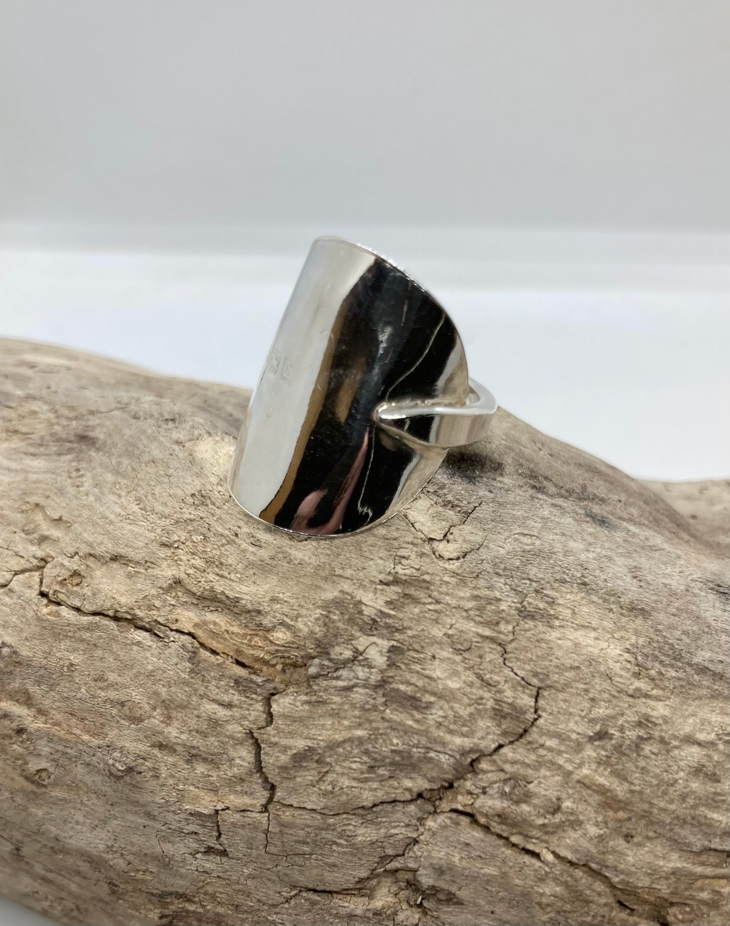 Coffee spoon ring UK size L