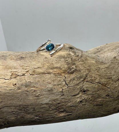 London blue Topaz twist ring UK size M