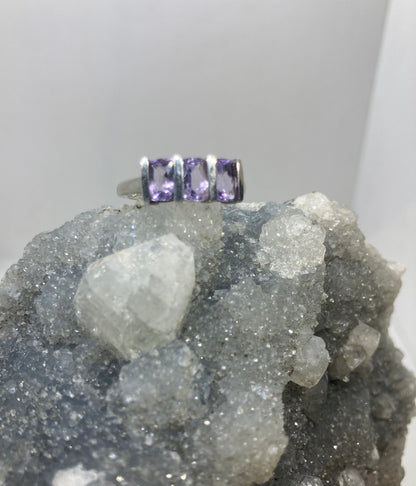Preloved Amethyst Sterling Silver Ring – UK Size N½