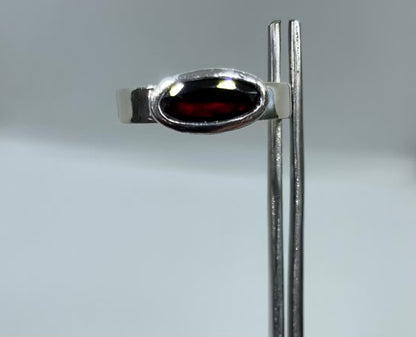 East to West Garnet ring UK size R